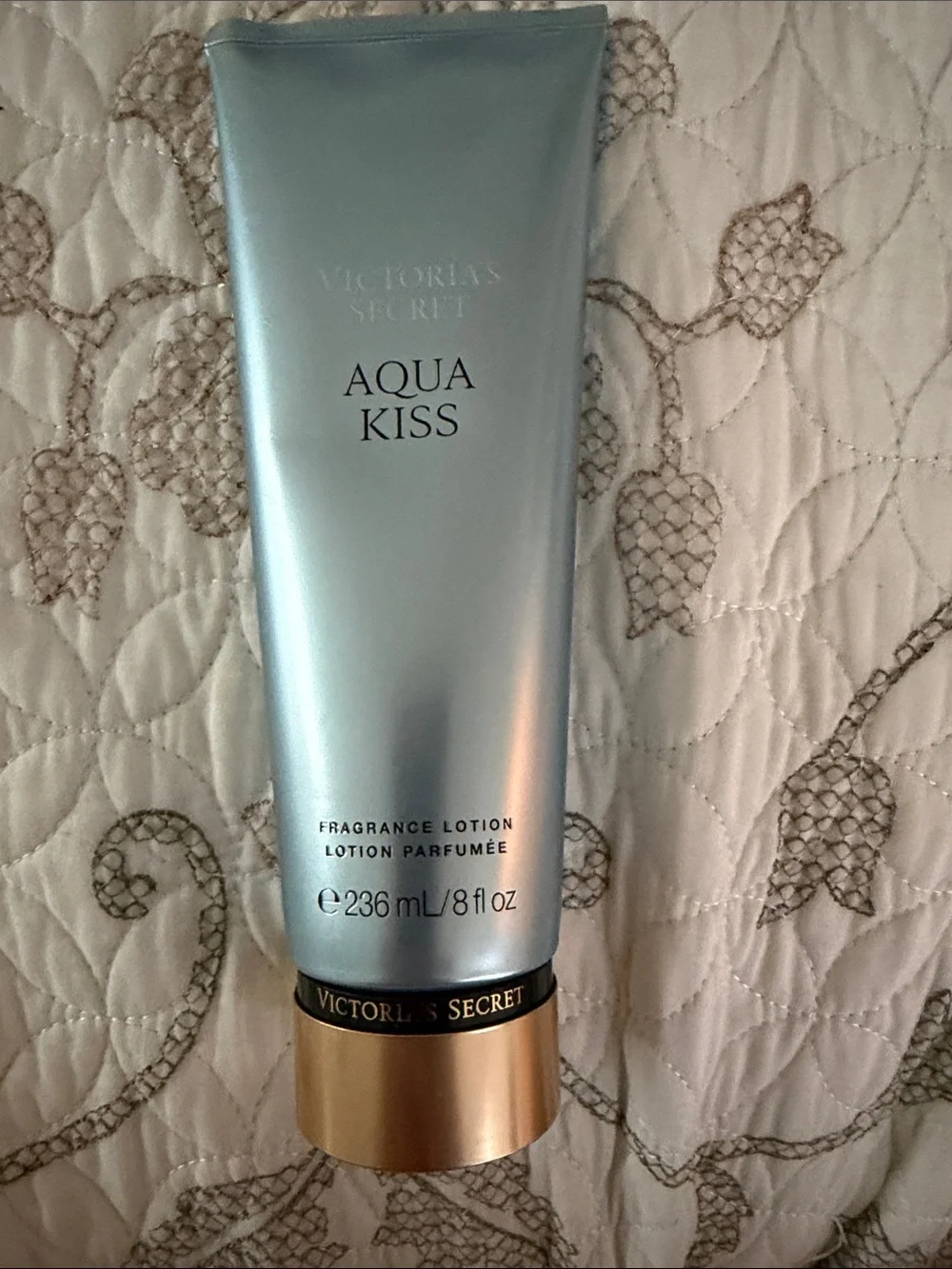 Victoria's Secret Aqua Kiss Fragrance Lotion - Light Blue & Gold Accents